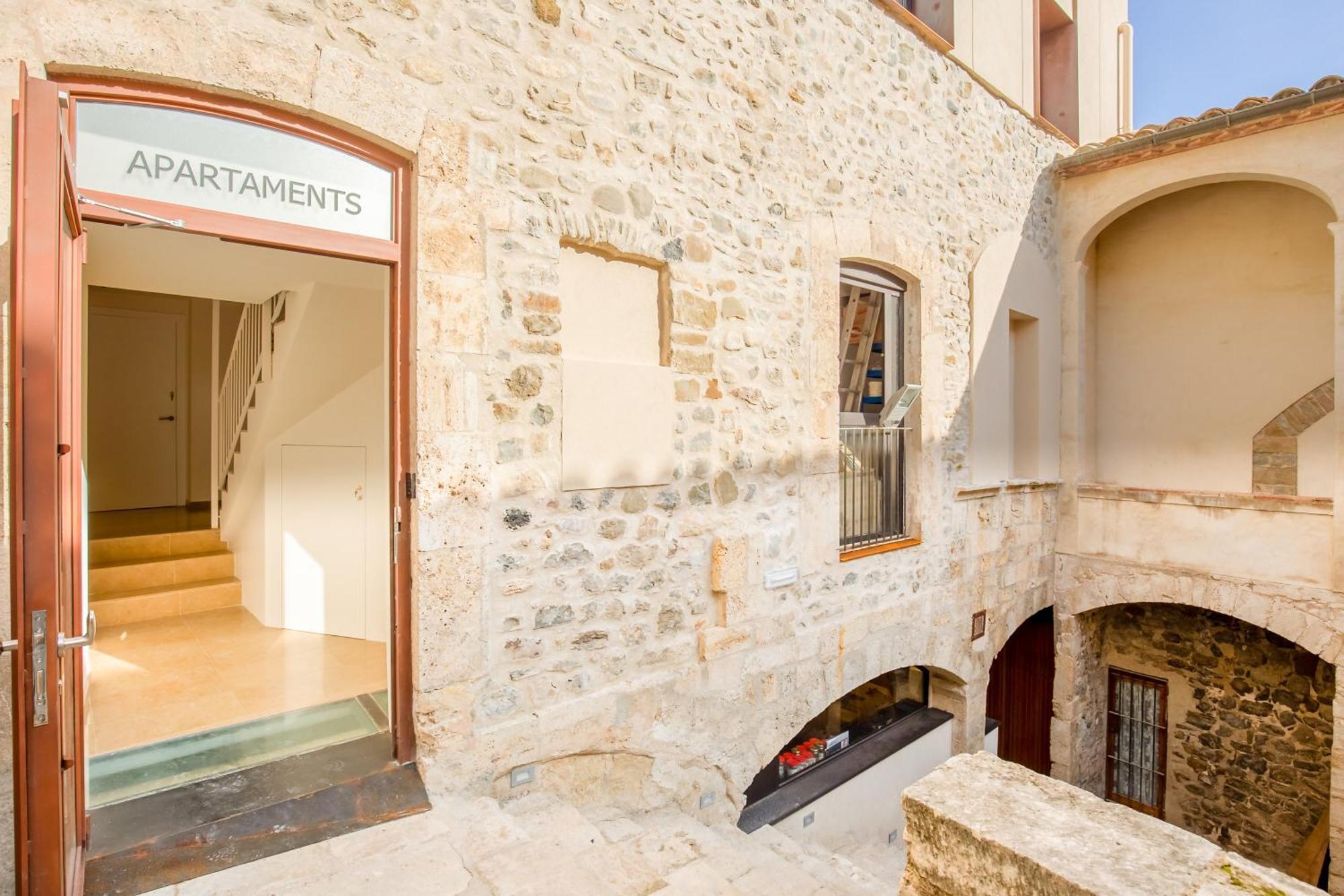 Can Cintet 21Nuevo Apartamento Moderno En Besalu Exterior photo